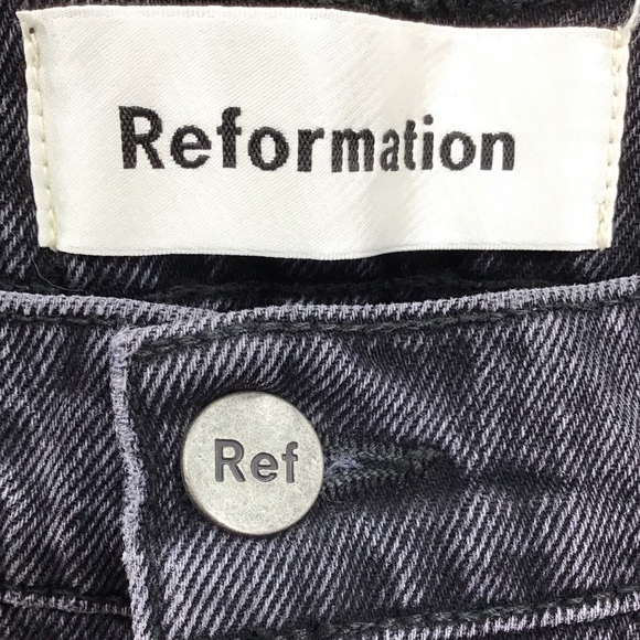 Reformation Julia Crop High Cigarette, Color: Black, Size: 20 - Picture 3 of 3